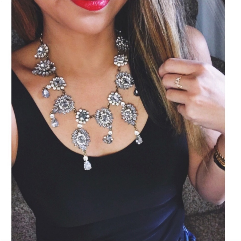 Crystal chandelier necklace - Picture 1 of 3